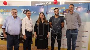 González Giménez entrega camioneta 0 km y cuaciclón a los últimos ganadores de “El regalón del año” - Revista PLUS