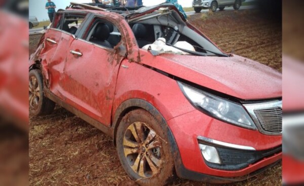 Brasileño muere en violento vuelco en Santa Fe del Paraná