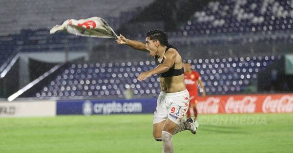 La Nación / Gran remontada de Nacional