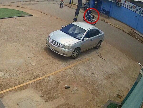 Cámara capta a sicario que mató a periodista