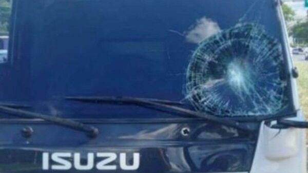 Mujer murió arrollada al intentar cruzar autopista