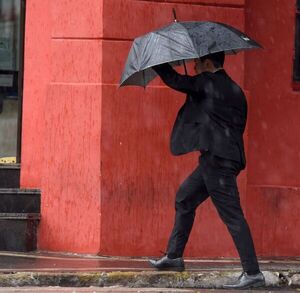 Meteorología anuncia lluvias y tormentas eléctricas para este martes - Radio Imperio