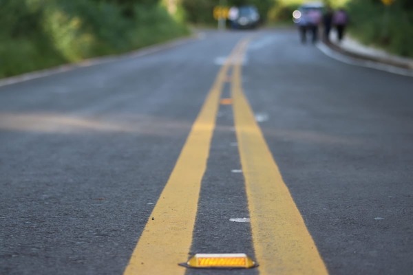 Los cerca de 4.000 km de nuevas rutas ayudan a los niños y jóvenes a llegar mejor a escuelas y centros de enseñanza - .::Agencia IP::.