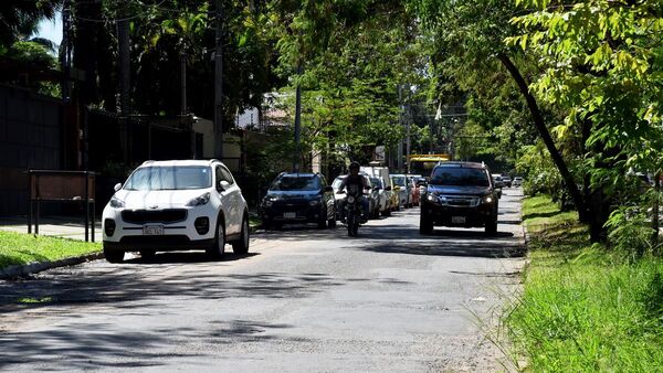 Impulsan iniciativa para suspender el estacionamiento tarifado