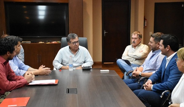 Ñeembucú recibirá apoyo de Yacyretá para enfrentar efectos de sostenida sequía