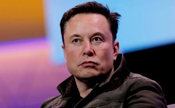 En 2022 Elon Musk dona US$ 1.900 millones en acciones de Tesla a la caridad - Revista PLUS