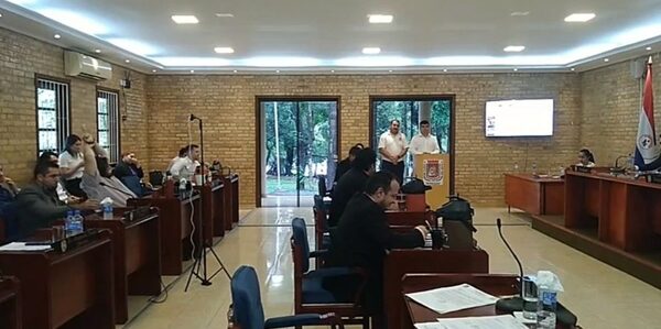 Concejales de Prieto se oponen a transparencia y apoyan oscurantismo, ante pedido de divulgar resoluciones