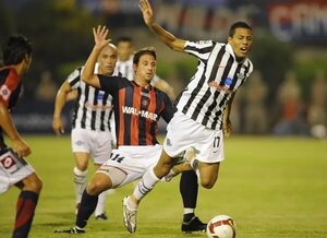 Ex árbitro acusó a Marcelo Tinelli de querer “sobornarlo” en un Libertad-San Lorenzo - Libertad - ABC Color