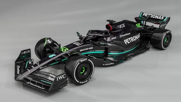 Mercedes presenta su nuevo monoplaza, el W14, “para luchar por el Mundial” - Automovilismo - ABC Color