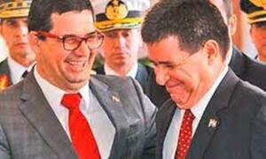Deben controlar que Cartes y Velázquez no hagan transacciones en dólares, según abogado