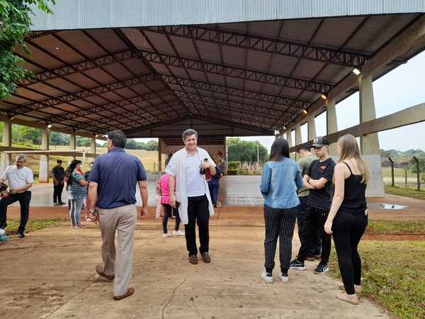 Presentan balances y proyectos de la USF del Barrio Arroyo Pora en Cambyretá