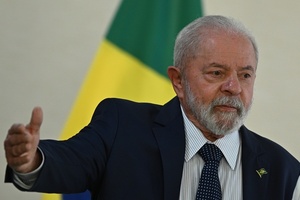 Lula anuncia la retomada de 14.000 obras paradas en todo Brasil - MarketData