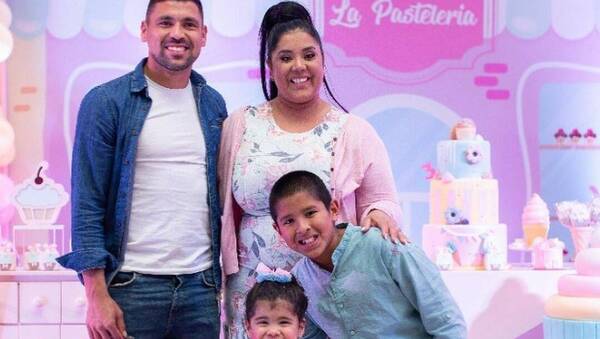 Patiño celebra un aniversario más al lado de su querida "Sandy"