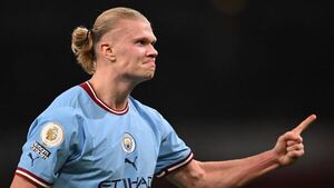 Manchester City vence al Arsenal y alcanza el liderato