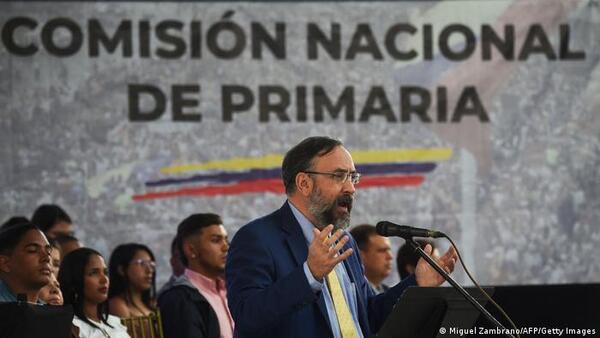 La oposición venezolana fija elecciones primarias en octubre