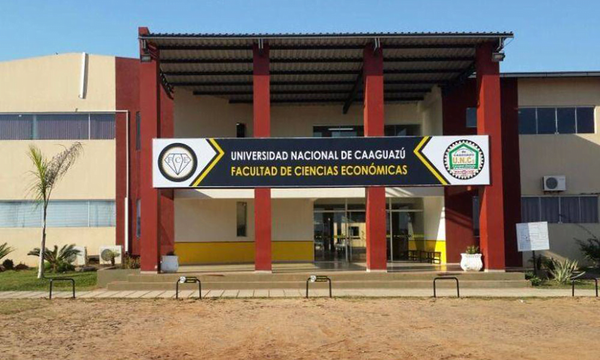 Desmienten falsas acusaciones en la FCE de la UNCA - Noticiero Paraguay