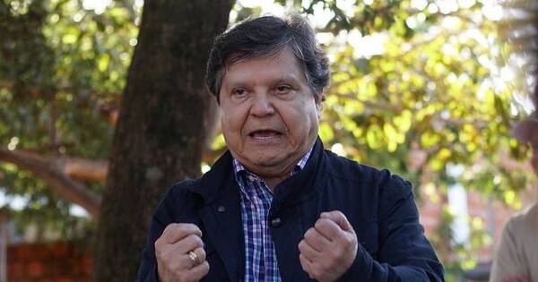 La Nación / Acevedo cuestiona intención de bajar las candidaturas