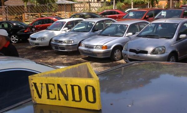 Diario HOY | Procesan a dueño de playa de vehículos y a un abogado por varios delitos
