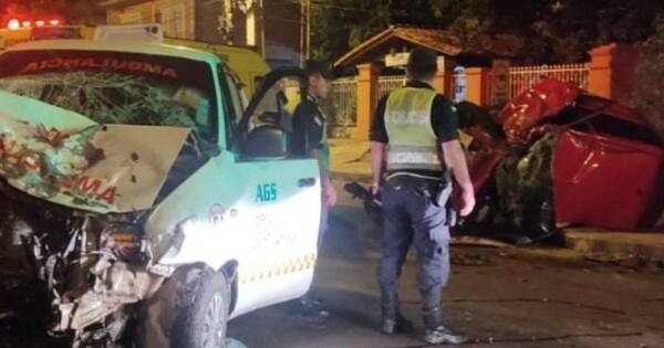La Nación / Dos militares fallecen en zona del túnel Semidei tras choque con ambulancia