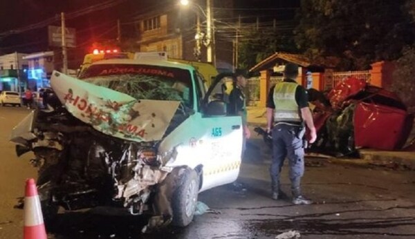 Accidente fatal: Dos militares perdieron la vida y hay otros dos heridos