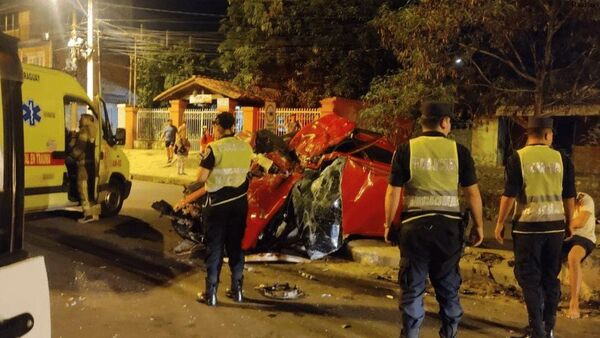 Tres militares fallecieron tras violento accidente en Loma Pytã