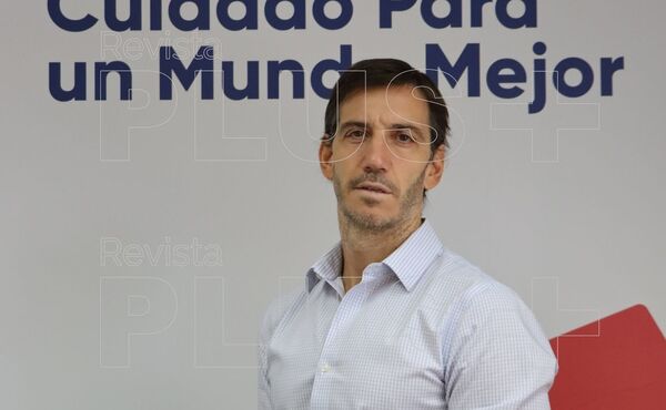 Gonzalo Lauría: “Kimberly-Clark se propuso crecer en Paraguay a doble dígito hasta 2025” - Revista PLUS