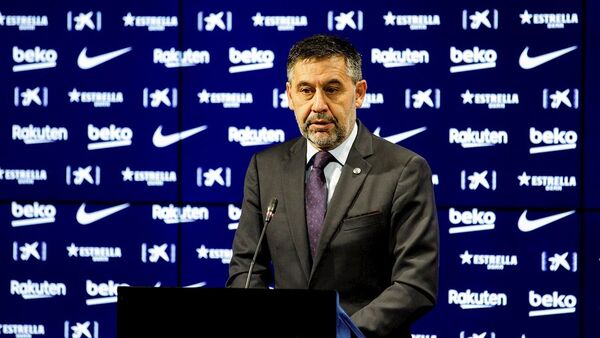 Bartomeu: "Es falso y absurdo pensar que compramos a árbitros"