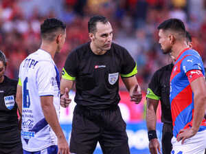 ¡Confirmados los árbitros para la cuarta fecha! - Unicanal