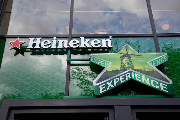 Heineken no descarta adquirir acciones de Femsa tras desinversión de la mexicana - Revista PLUS