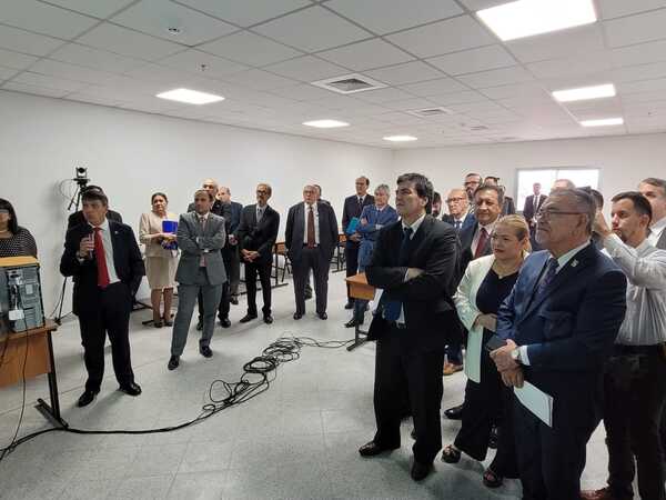 Dos doctores en derecho brillaron en exámenes para ser ministro de la Corte - La Tribuna