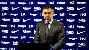 Bartomeu: "Es falso y absurdo pensar que compramos a árbitros"