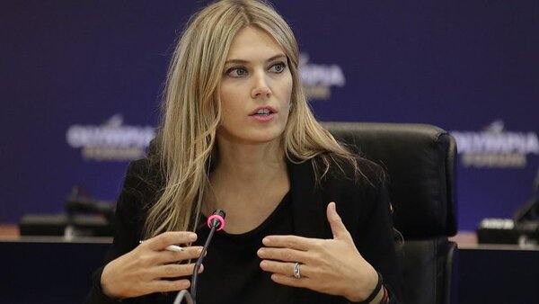 La eurodiputada Eva Kaili permanecerá en prisión al menos dos meses más