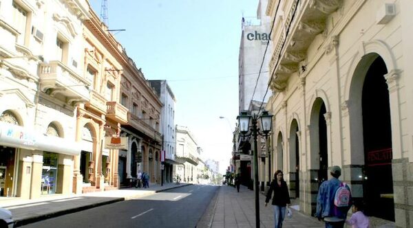 El centro está agonizando: Locales cierran uno tras otro