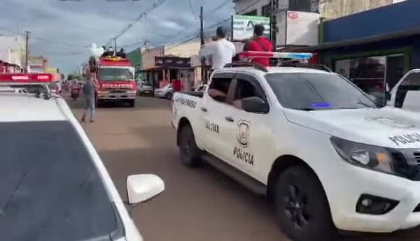 Con acompañamiento policial, despiden a periodista asesinado - Noticiero Paraguay