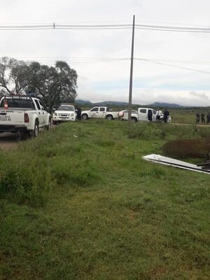 Aparatoso despliegue policial para desalojar de predio municipal a una mujer con discapacidad - Nacionales - ABC Color