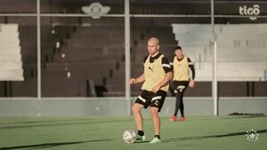 En Libertad se prueban variantes en el medio sector y ataque - Fútbol - ABC Color
