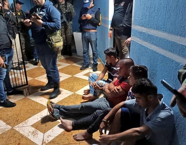 Cuatro detenidos en PJC, uno de ellos sería el asesino de periodista