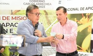 Yacyretá entregó aportes a Misiones para mejorar la salud, reparar maquinaria agrícola y apoyar a bomberos voluntarios