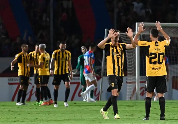 Resistencia y Guaraní abren la cuarta ronda del torneo Apertura - Fútbol - ABC Color