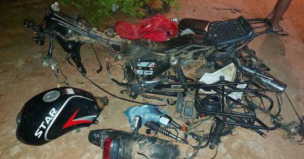 La Nación / Detienen a dos hombres por robo de motocicletas y reducción