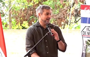 «Cerremos nuestros ojos y votemos por Lista 1», dice Mario Abdo de Peña