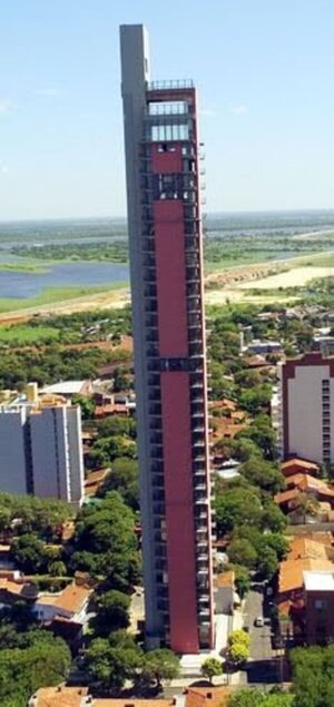 ¿Qué ocurrió con el edificio más alto de Asunción?