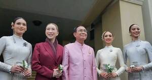La Nación / Miss Universo realizó su primer viaje internacional y no fue como se esperaba