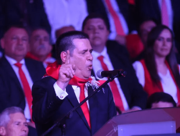 Retiro accionario de Cartes no basta para sacar de la mira de EE.UU. a empresas, señalan · Radio Monumental 1080 AM