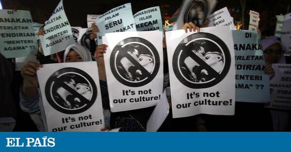 Diario HOY | Activistas condenan prohibición de libros de temática LGTBQ en Malasia