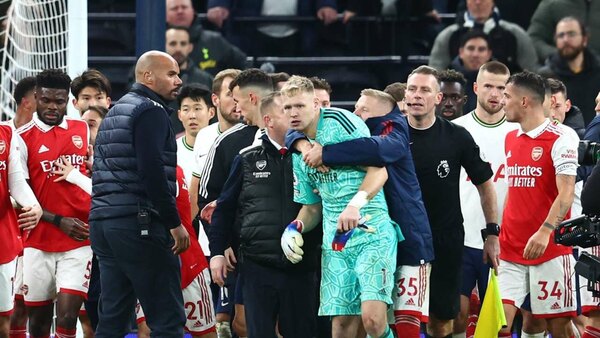 Versus / Hincha que agredió al arquero del Arsenal es excluido de los estadios cuatro años