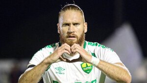 Isidro Pitta se luce con un triplete para el Cuiabá