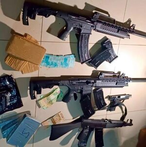 Paraguayos son detenidos en Brasil con droga y armas  - ABC en el Este - ABC Color