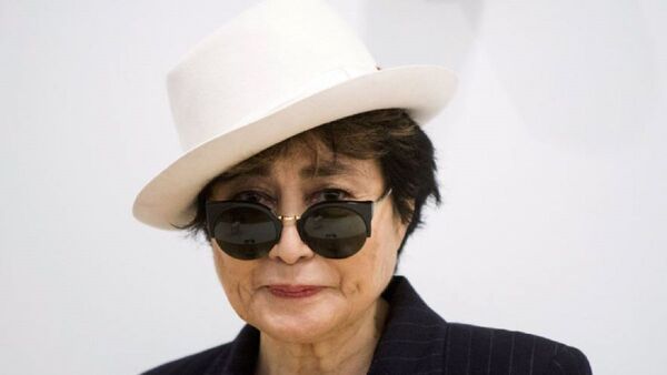 Yoko Ono, sinónimo de vanguardia y viuda de Lennon, cumple 90 años