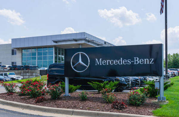 Mercedes-Benz gana 14.809 millones de euros en 2022, un 34% más - Revista PLUS